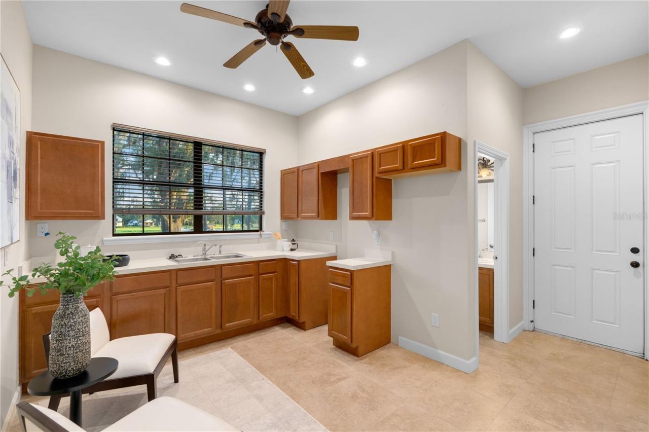 1795 W Lake Mary Boulevard, Lake Mary, FL 32746 Photo