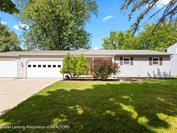 4220 Marys Way, Lansing, MI 48917