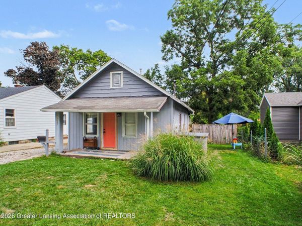 1923 Sunnyside Avenue, Lansing, MI 48910