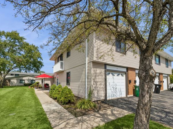 Unit A, Bloomingdale, IL 60108