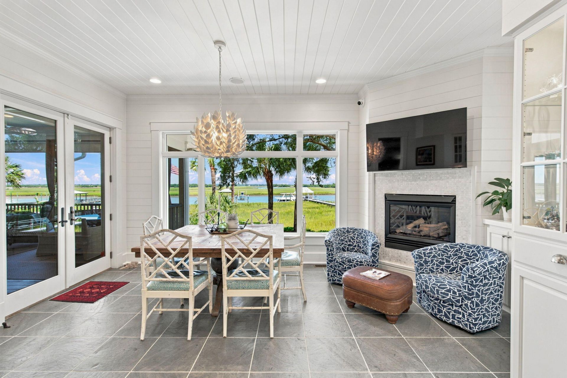 309 Palm Boulevard Photo 17