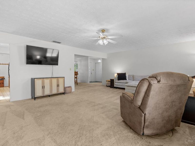 983 Peggy Lane, Wilmington, OH 45177 Photo 6