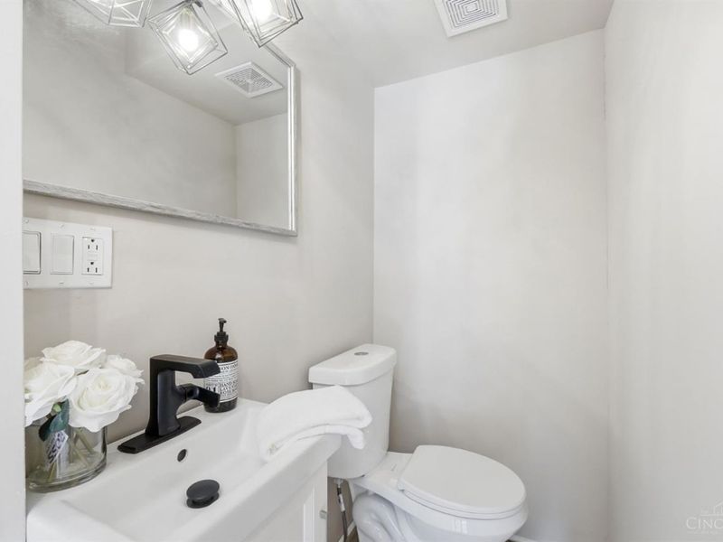 3423 Boudinot Avenue, Cincinnati, OH 45211 Photo 14
