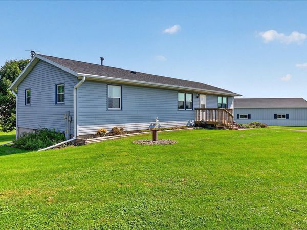 N8018 County Road J, New Glarus, WI 53574