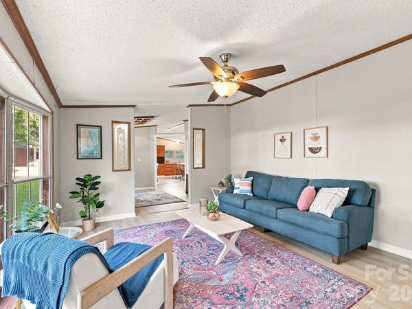 3159 Ward Green Street, Lenoir, NC 28645