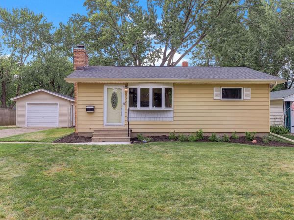 617 E Lincoln Road, New Richmond, WI 54017