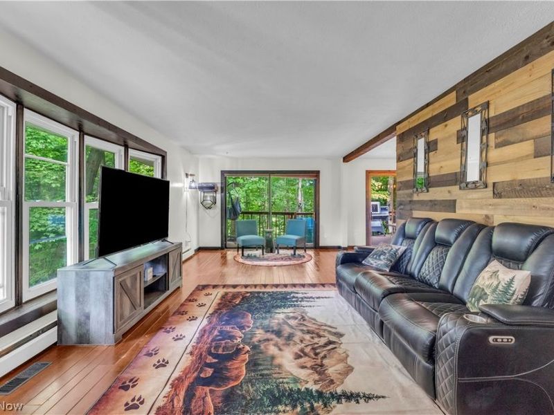5239 Sleepy Hollow Road, Valley City, OH 44280 Photo 4