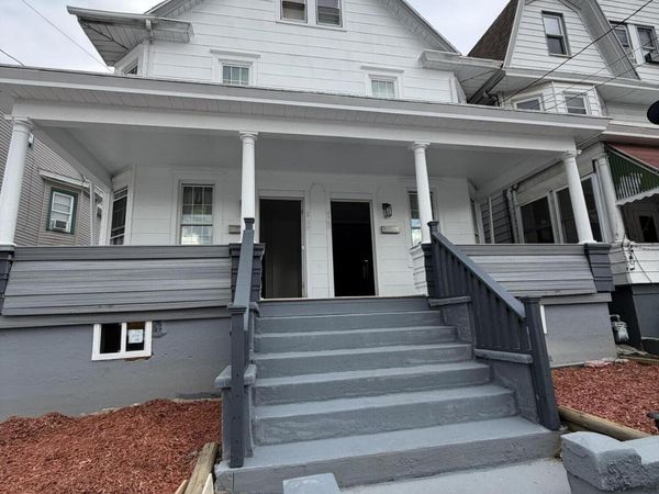 605-607 N Locust Street, Hazleton, PA 18201