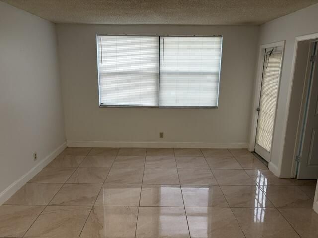 708 Executive Center Drive, Unit 210, West Palm Beach, FL 33401 Photo