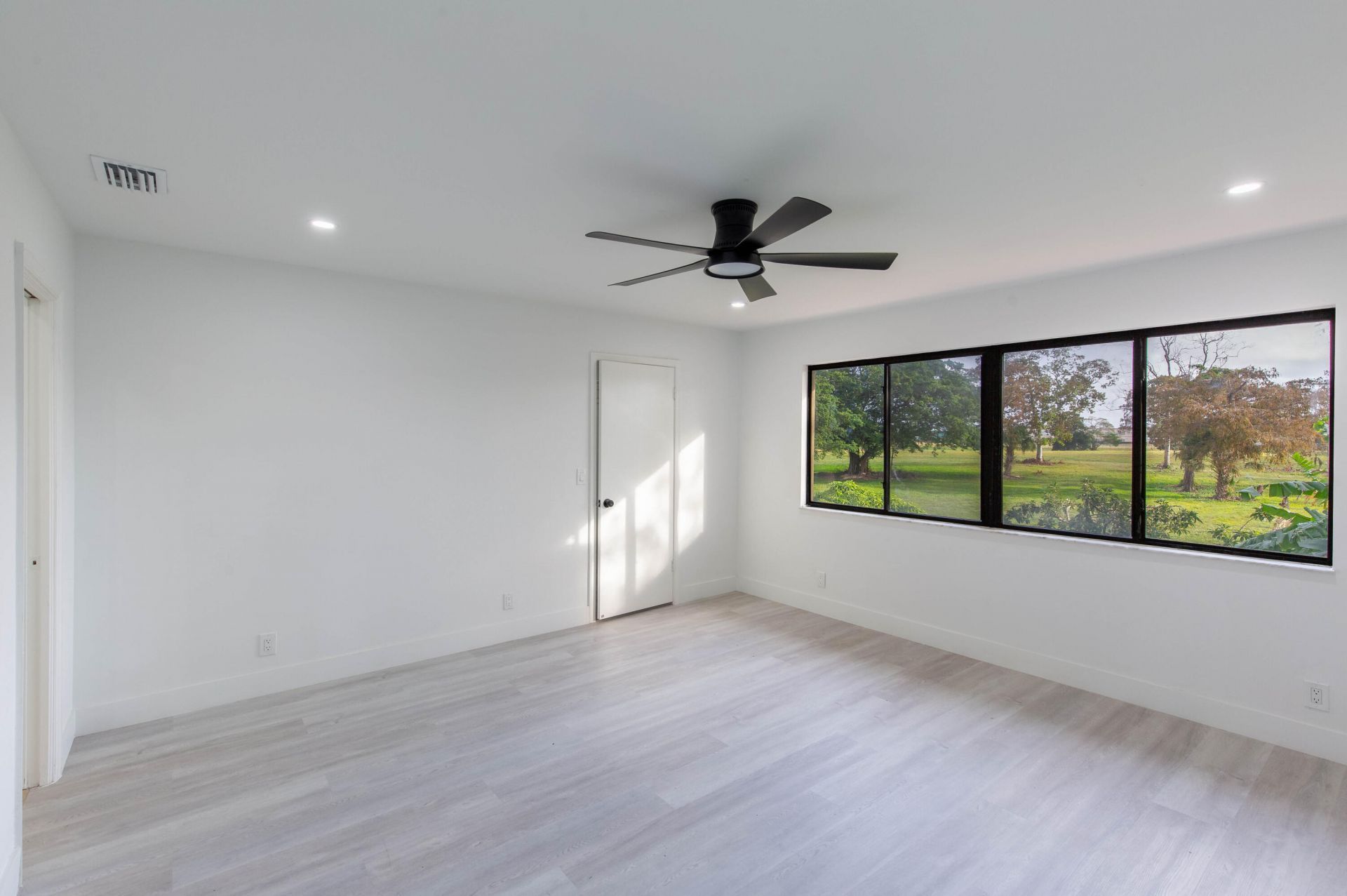 1989 Canterbury Circle, Wellington, FL 33414 Photo