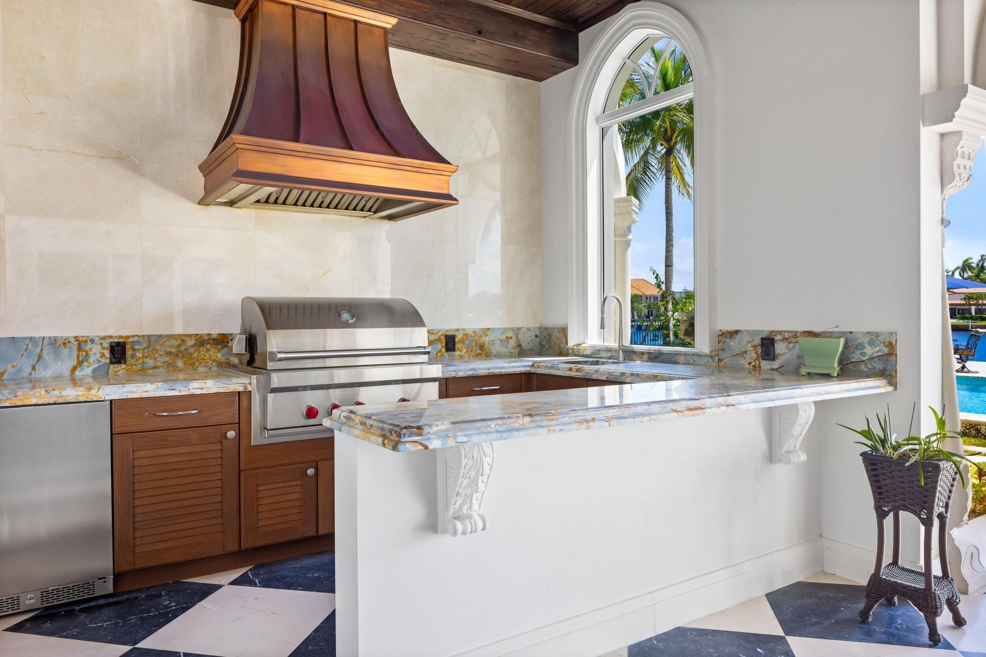 745 Middle River Drive, Fort Lauderdale, FL 33304 Photo