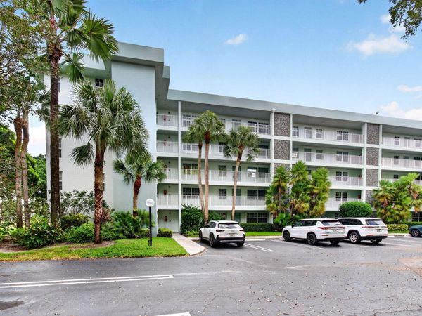 802 CYPRESS GROVE Lane, Unit 309, Pompano Beach, FL 33069