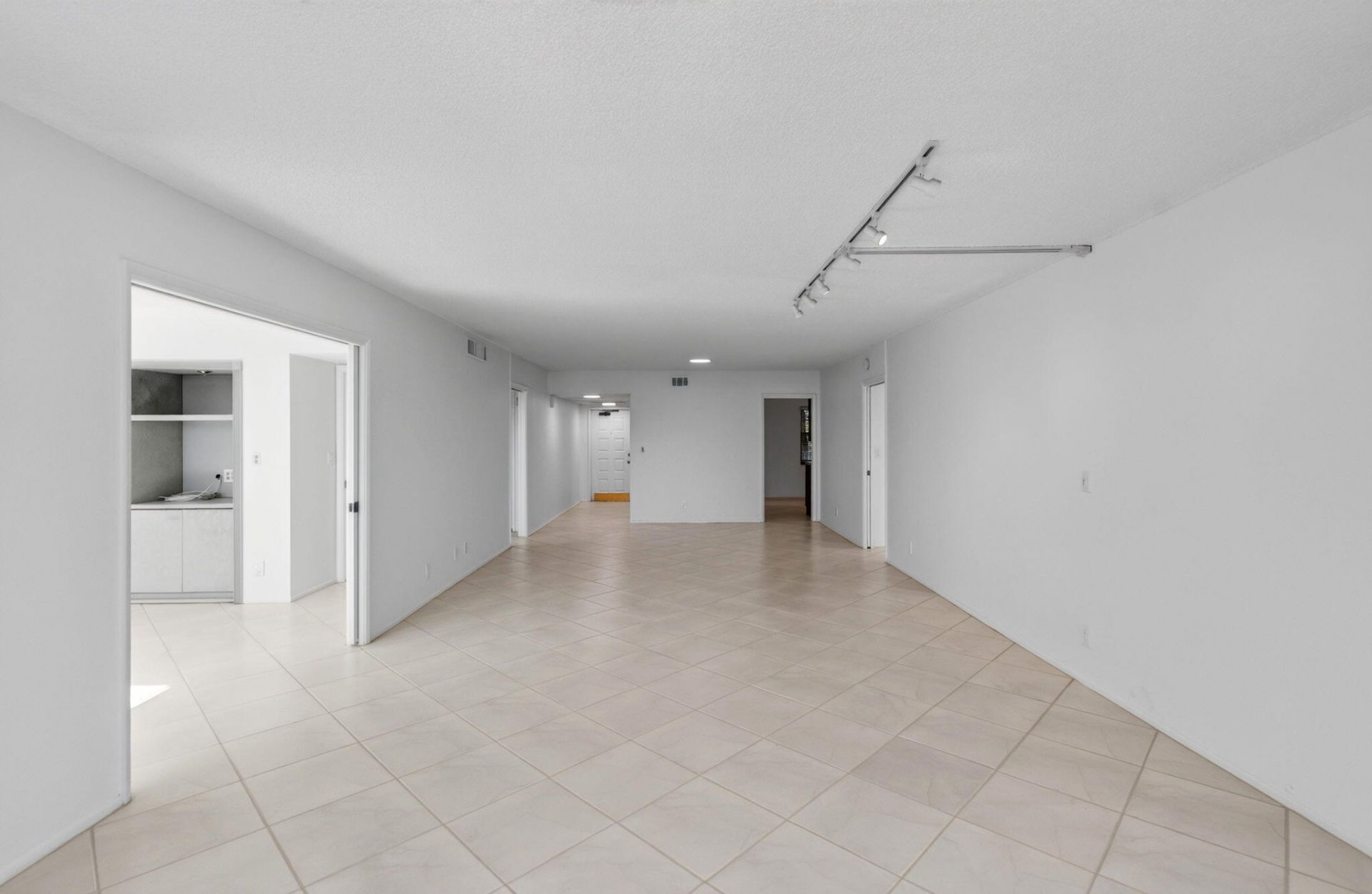 802 Cypress Grove Lane, Unit 309, Pompano Beach, FL 33069 Photo