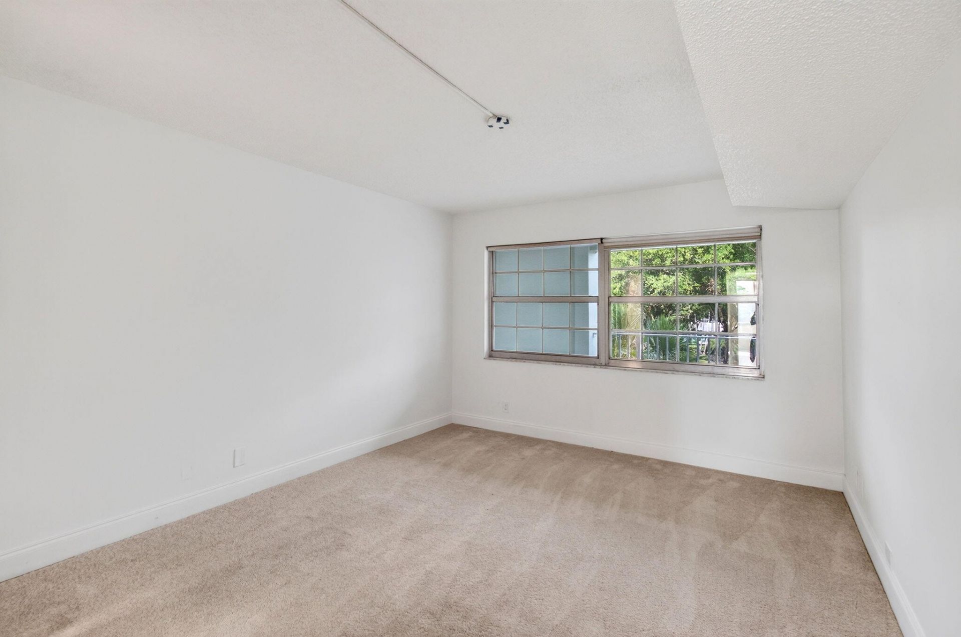 802 Cypress Grove Lane, Unit 309, Pompano Beach, FL 33069 Photo