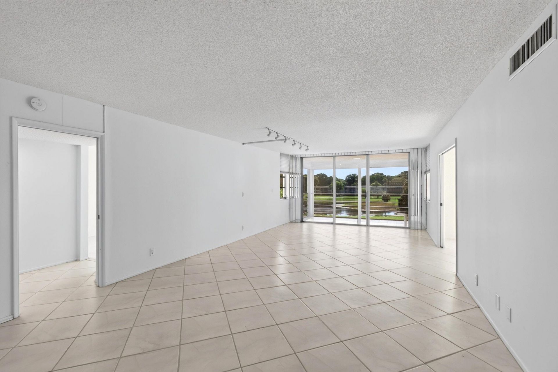 802 Cypress Grove Lane, Unit 309, Pompano Beach, FL 33069 Photo