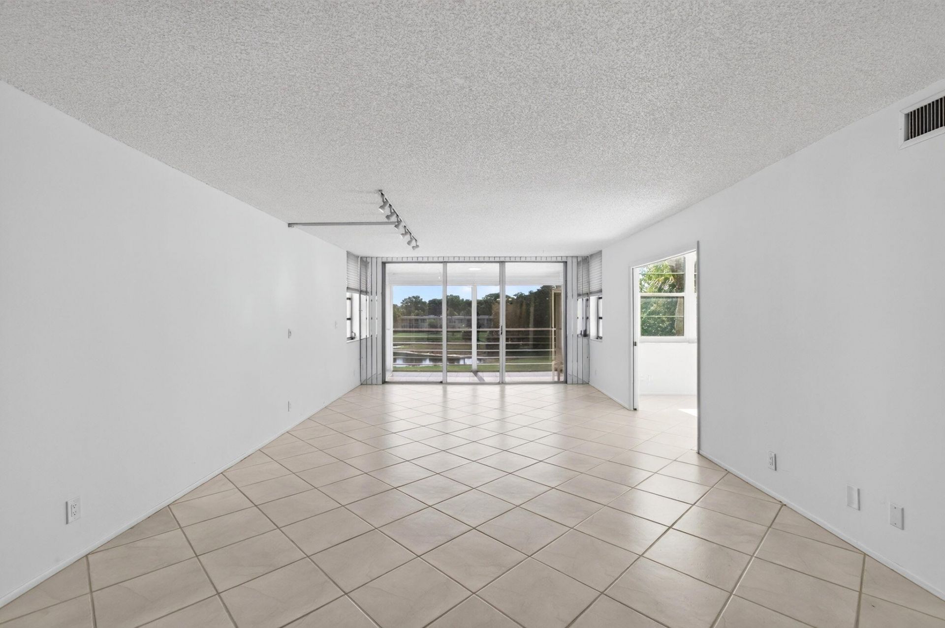 802 Cypress Grove Lane, Unit 309, Pompano Beach, FL 33069 Photo