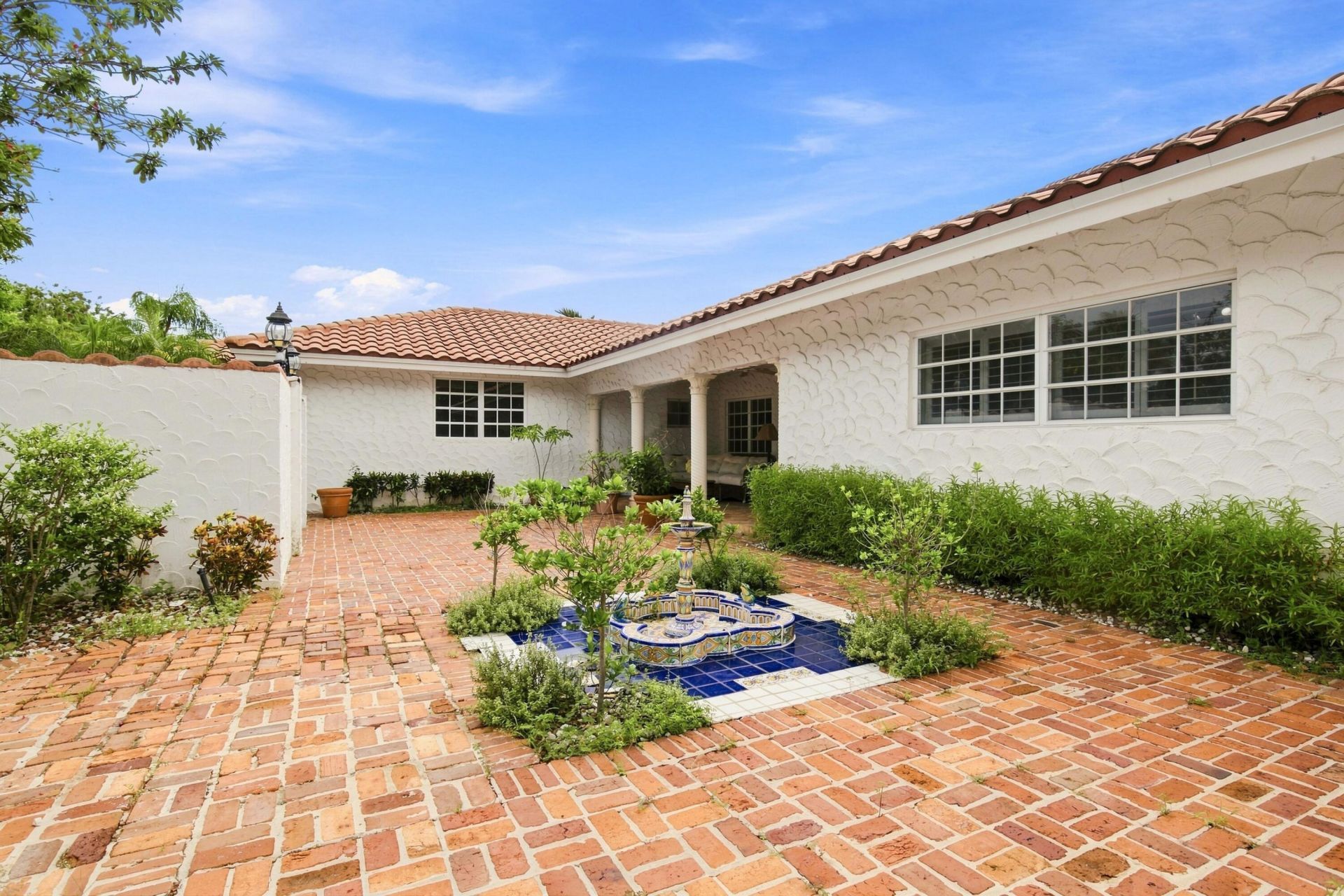 4903 Woodlands Boulevard, Tamarac, FL 33319 Photo