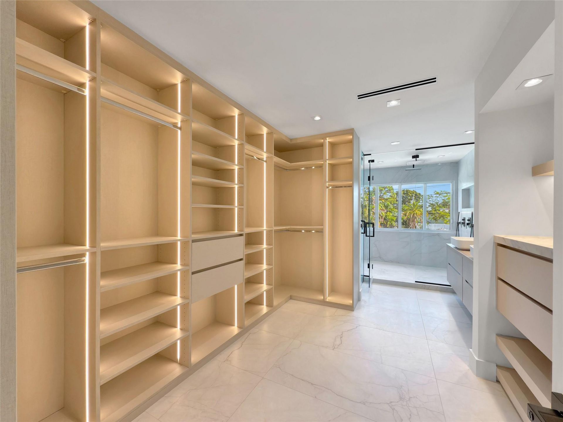 729 NE 17th Terrace, Fort Lauderdale, FL 33304 Photo