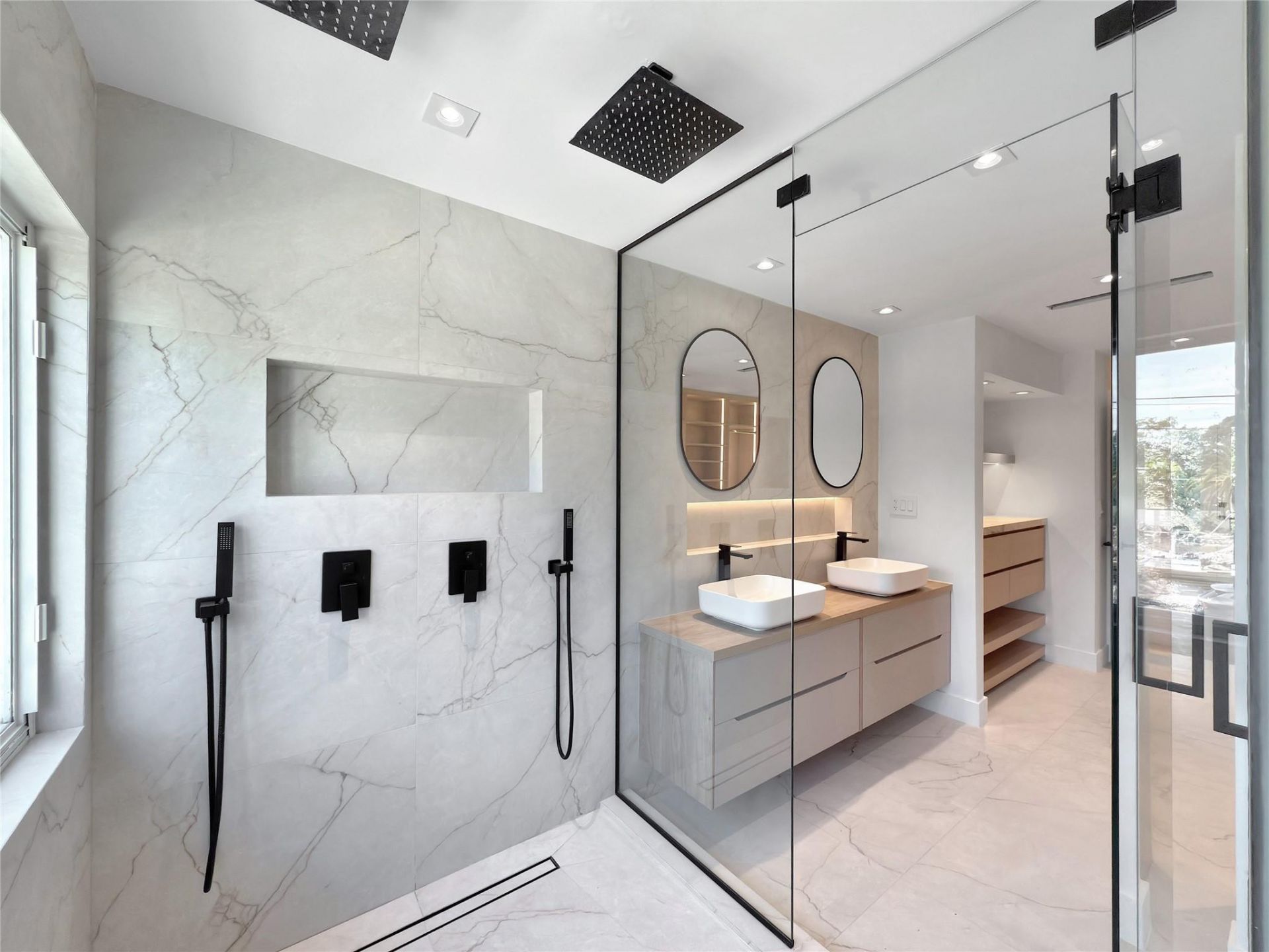 729 NE 17th Terrace, Fort Lauderdale, FL 33304 Photo