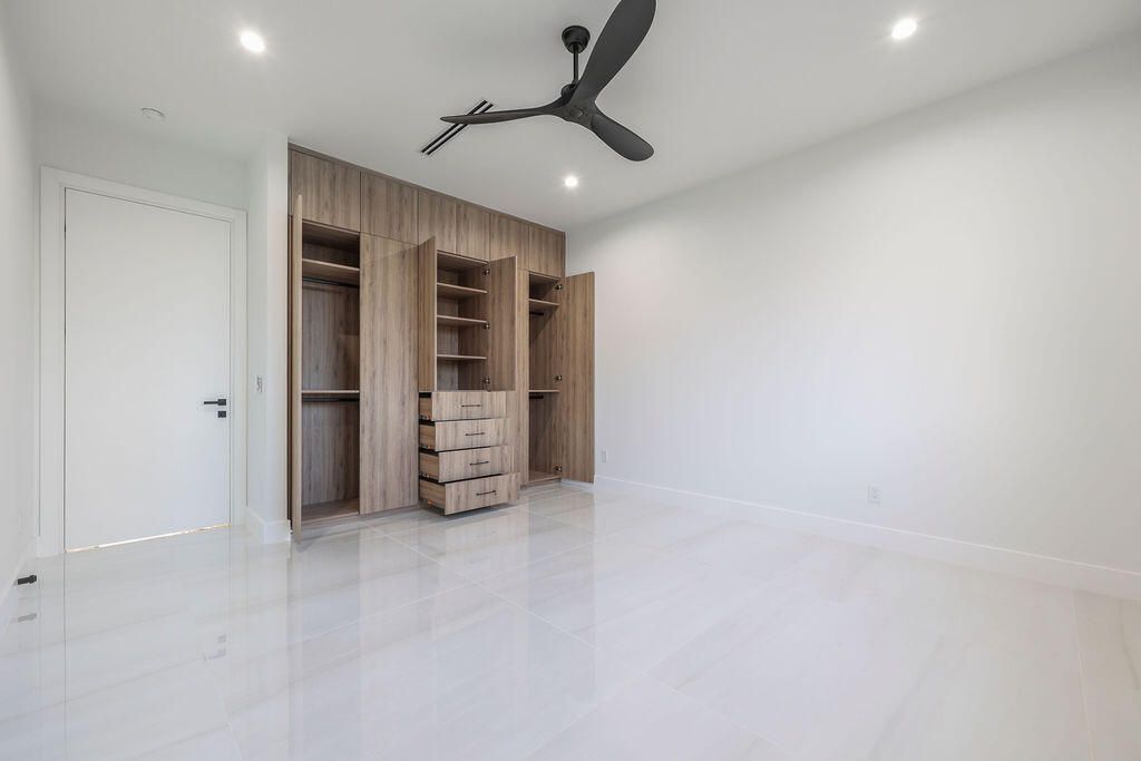 728 NE 17th Terrace, Fort Lauderdale, FL 33304 Photo