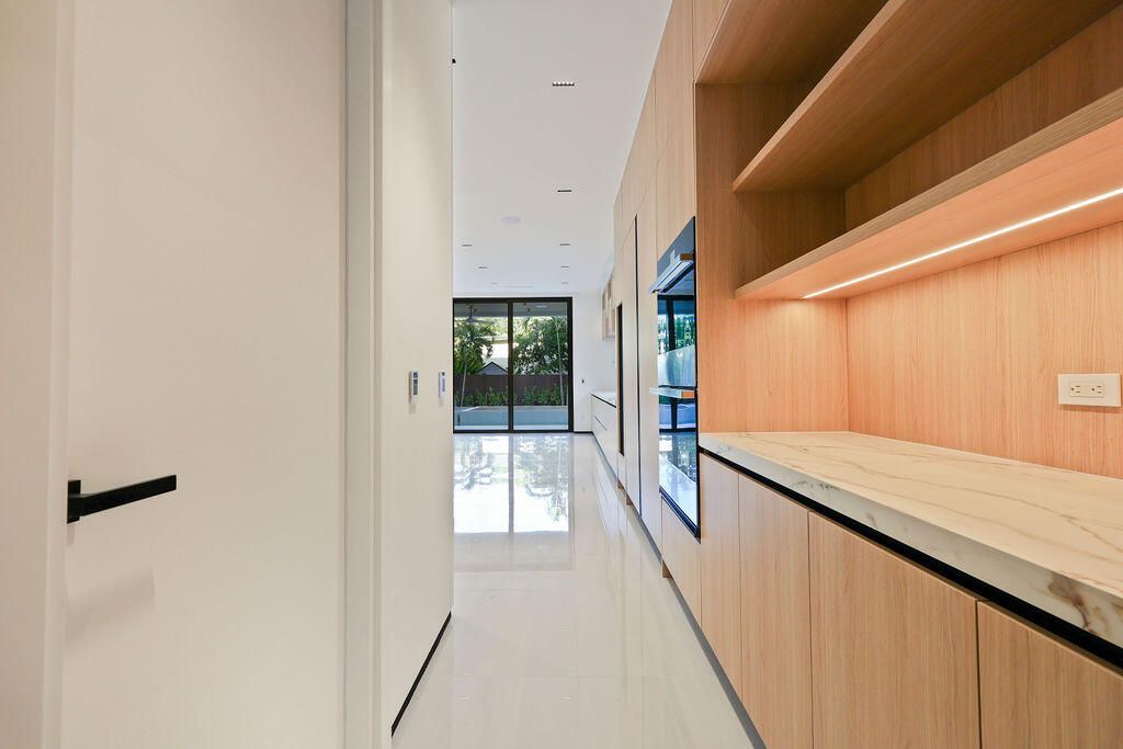728 NE 17th Terrace, Fort Lauderdale, FL 33304 Photo