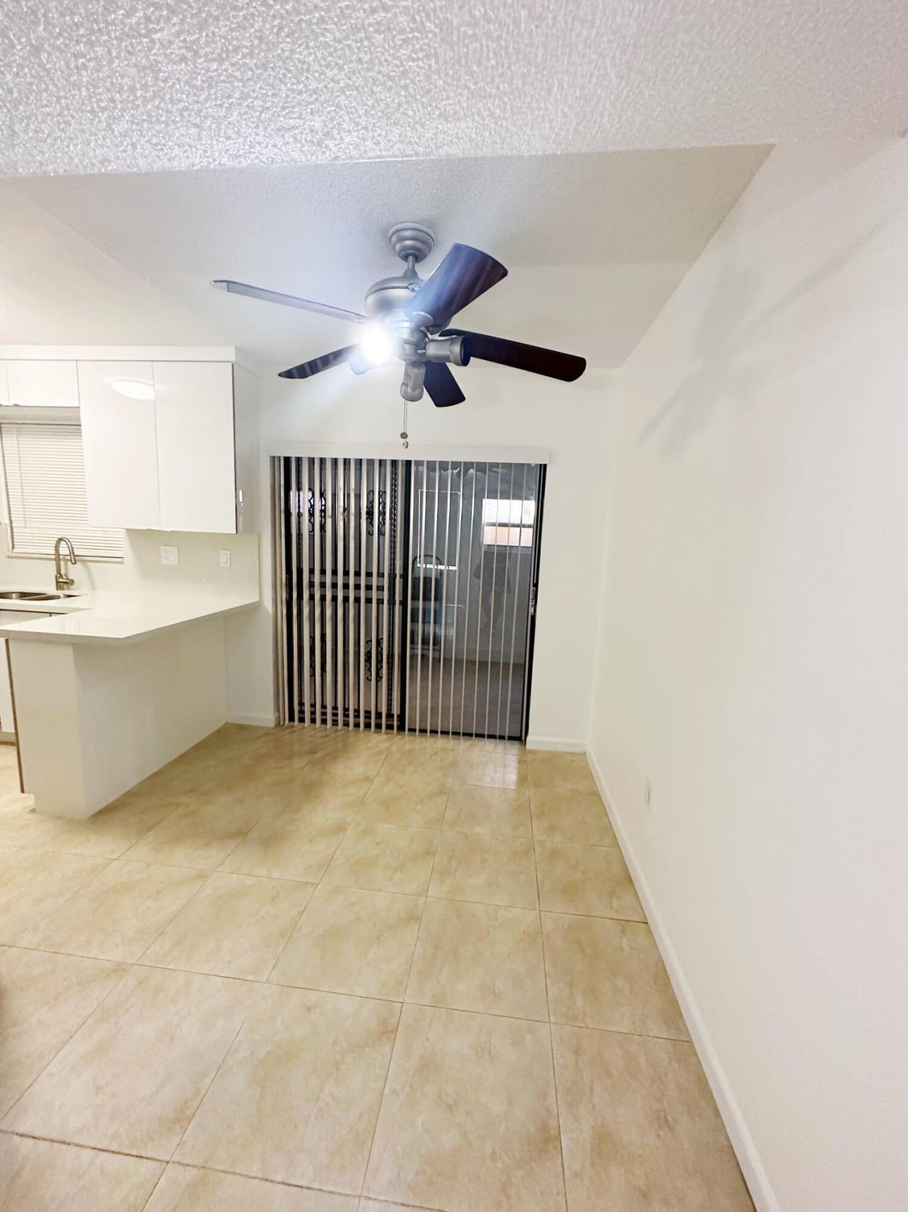 1701 W 42nd Place, Unit 43, Hialeah, FL 33012 Photo