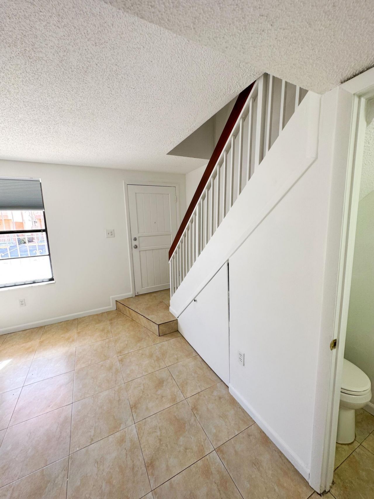 1701 W 42nd Place, Unit 43, Hialeah, FL 33012 Photo