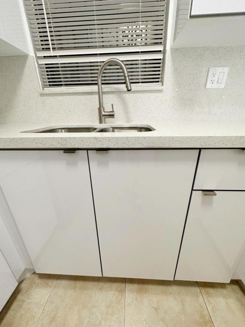 1701 W 42nd Place, Unit 43, Hialeah, FL 33012 Photo