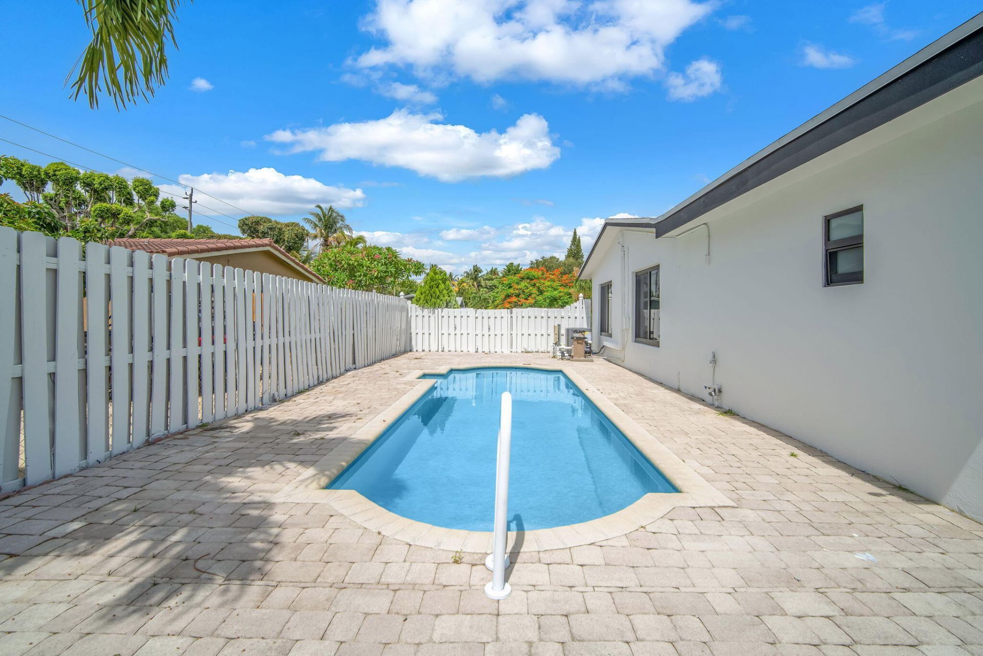 850 SW 1st Terrace, Pompano Beach, FL 33060 Photo