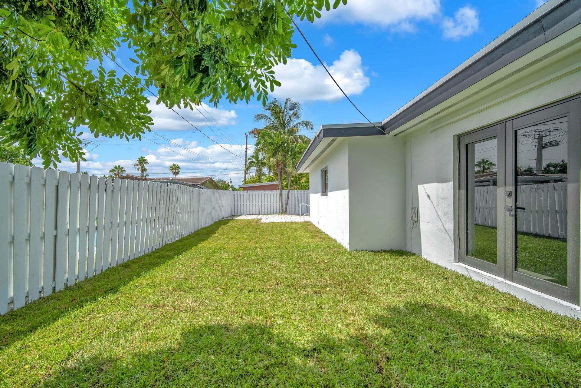 850 SW 1st Terrace, Pompano Beach, FL 33060 Photo