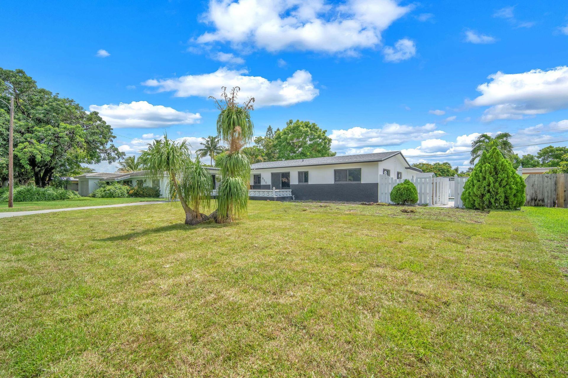 850 SW 1st Terrace, Pompano Beach, FL 33060 Photo