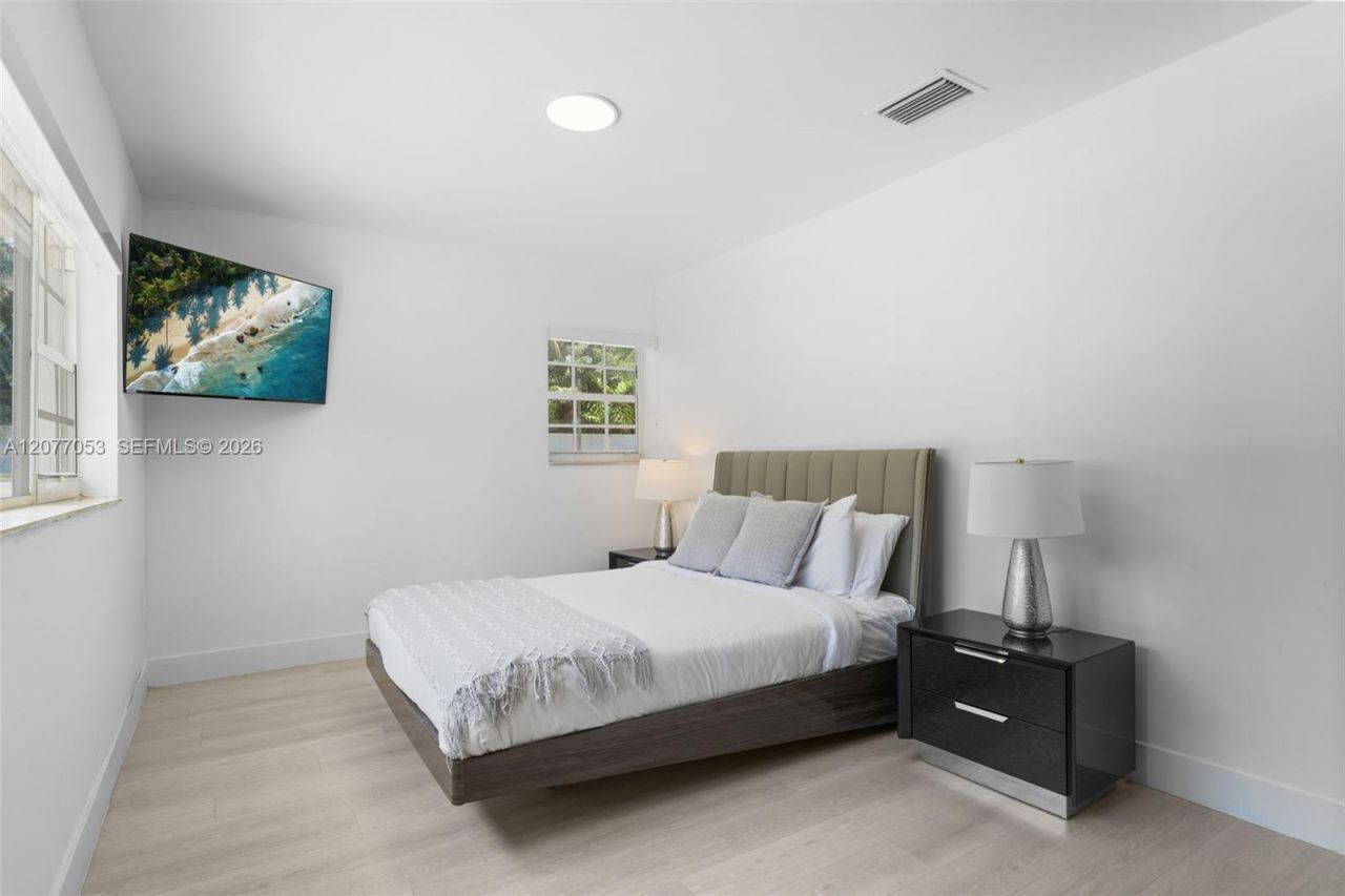 1308 Seabreeze Blvd , Fort Lauderdale, FL 33316 Photo