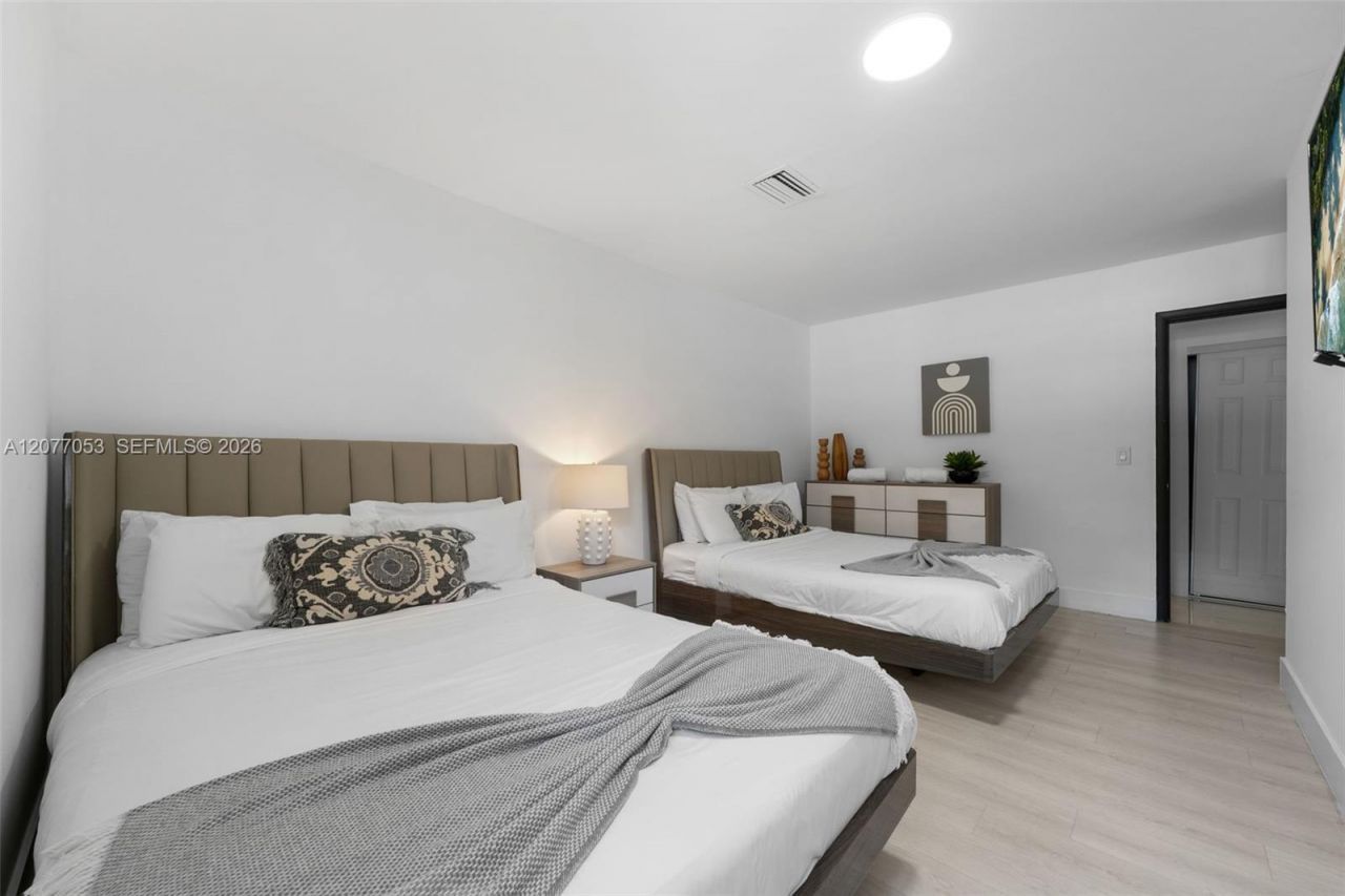 1308 Seabreeze Blvd , Fort Lauderdale, FL 33316 Photo
