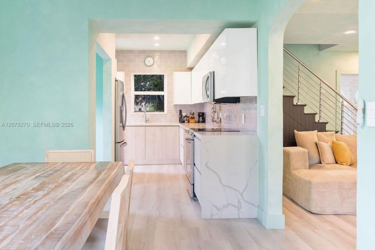 22 NE 44th St, Miami, FL 33137 Photo
