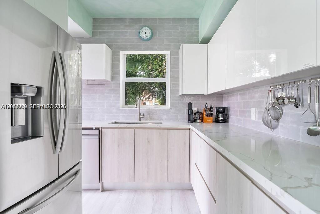 22 NE 44th St, Miami, FL 33137 Photo
