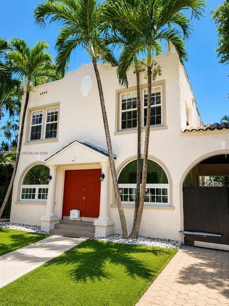 22 NE 44th St, Miami, FL 33137 Photo
