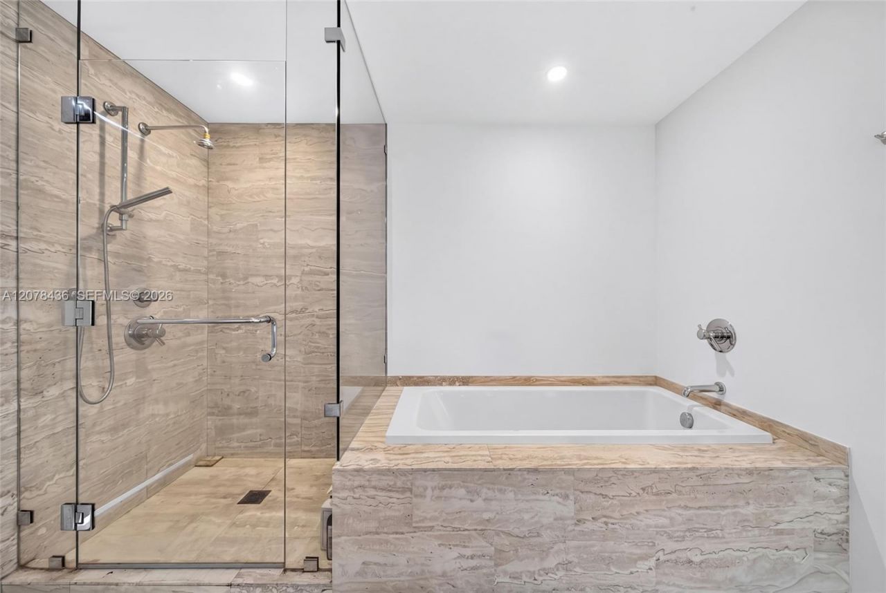 2900 NE 7th Ave , Unit 2209, Miami, FL 33137 Photo