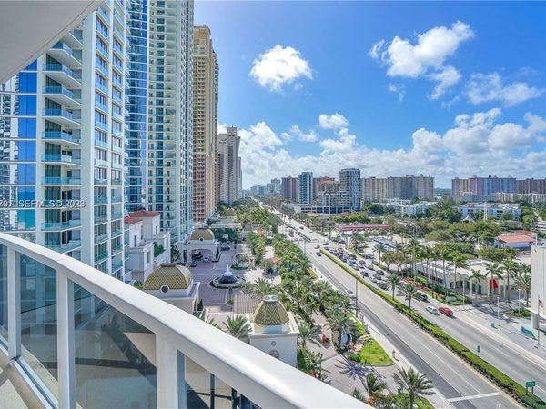 18001 Collins Ave , Unit 917, Sunny Isles Beach, FL 33160
