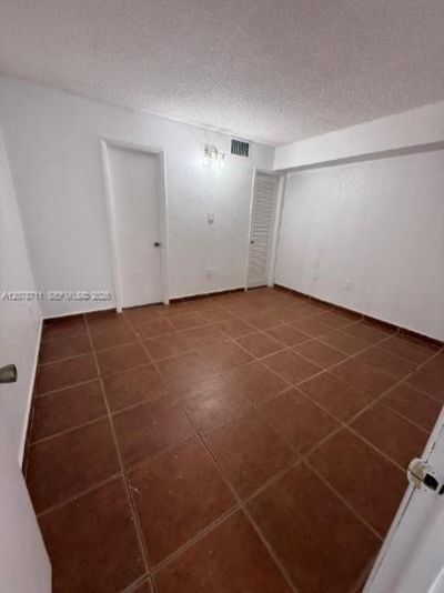 1305 W 46th St , Unit 221, Hialeah, FL 33012 Photo