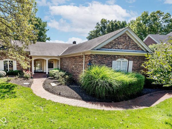 7925 Beaumont Green East Drive, Indianapolis, IN 46250