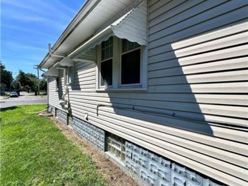 2824 S Smithville Road, Dayton, OH 45420 Photo 5