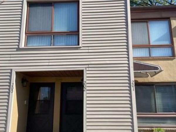 202 HUNTER COURT , MARLTON, NJ 08053