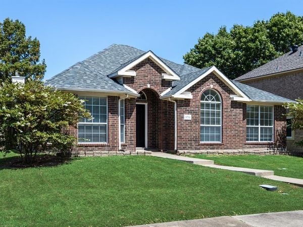 9701 Rochdale Drive, Rowlett, TX 75087