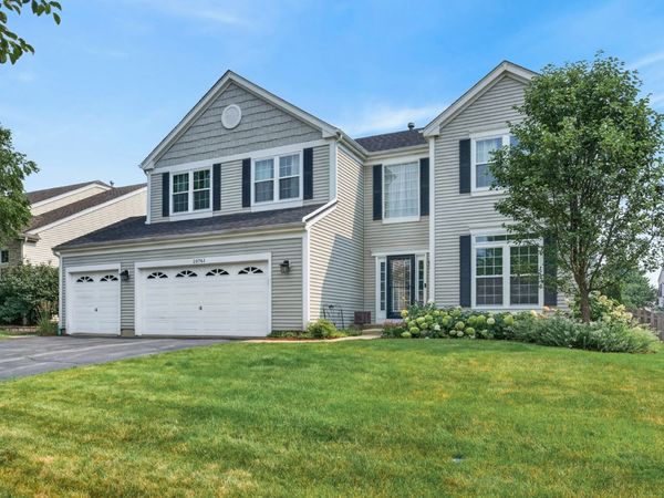 10761 Allegheny Pass , Huntley, IL 60142
