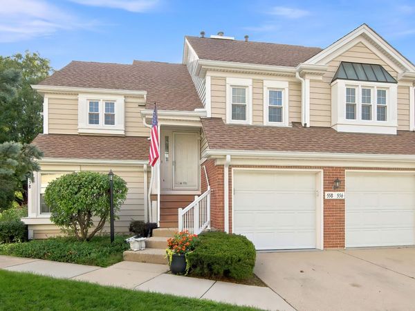556 Park View Terrace, Unit 17-5, Buffalo Grove, IL 60089