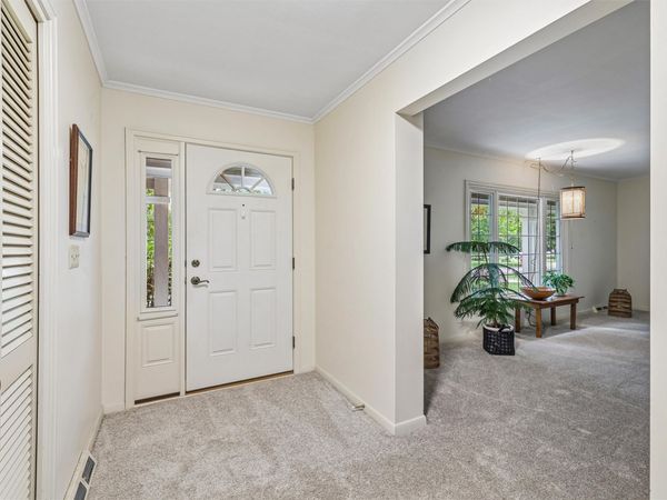 6801 Washington Avenue, Windsor Heights, IA 50324