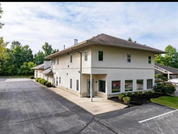 171 Green Meadows Drive S, Lewis Center, OH 43035