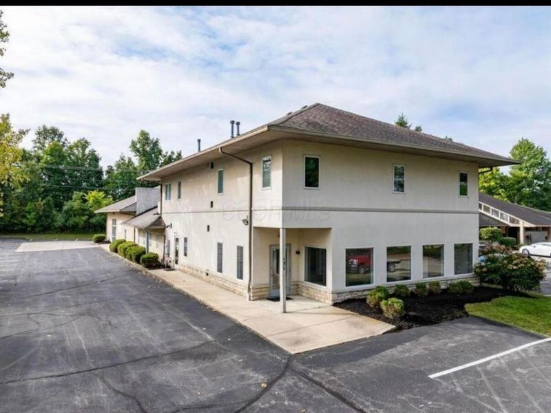 171 Green Meadows Drive S, Lewis Center, OH 43035 Photo 1