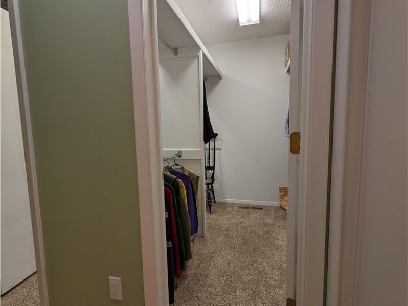 10772 Meadow Trail, Strongsville, OH 44149 Photo 24