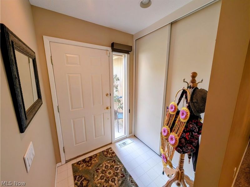 10772 Meadow Trail, Strongsville, OH 44149 Photo 4